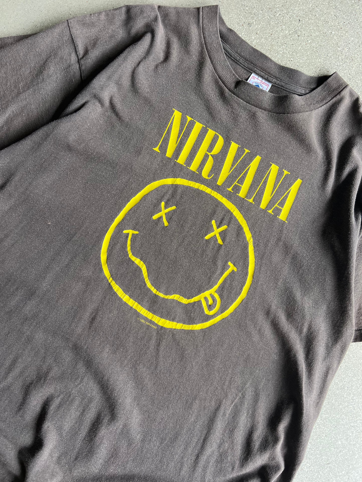 Vintage Nirvana Smiley 1992 Delta - XL