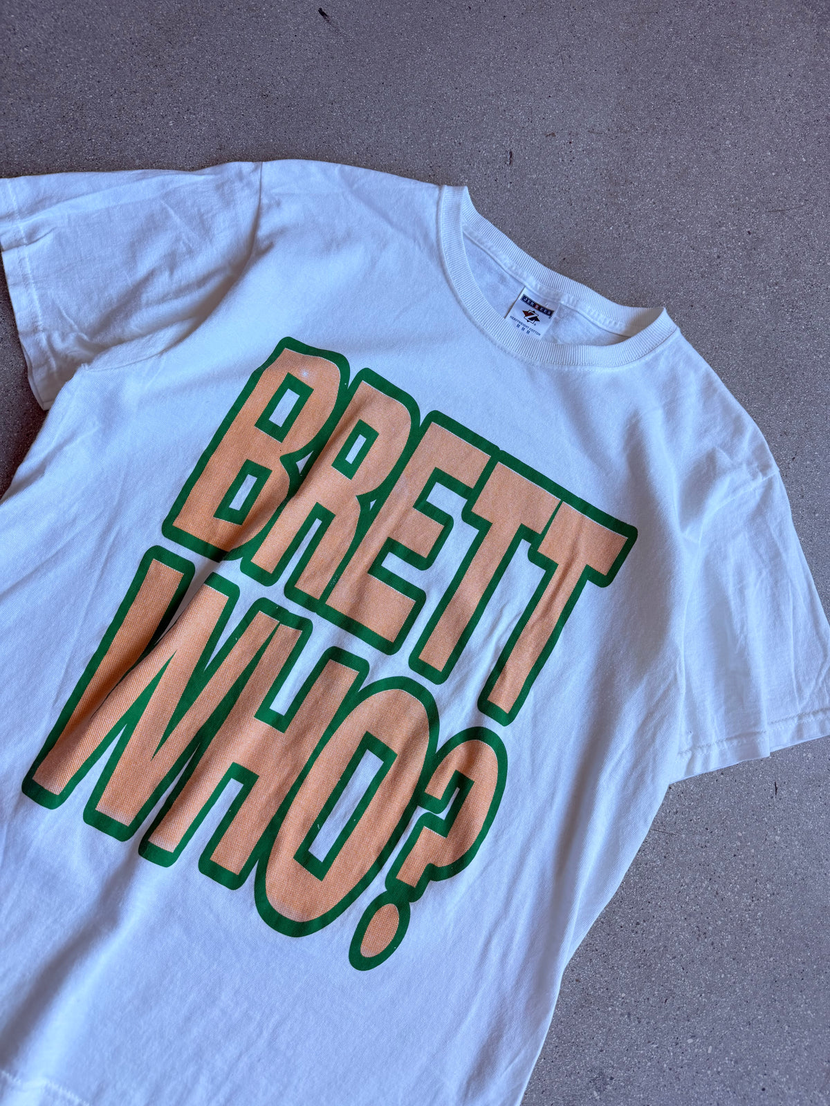 Vintage "Brett Who?" Bootleg Tee - M