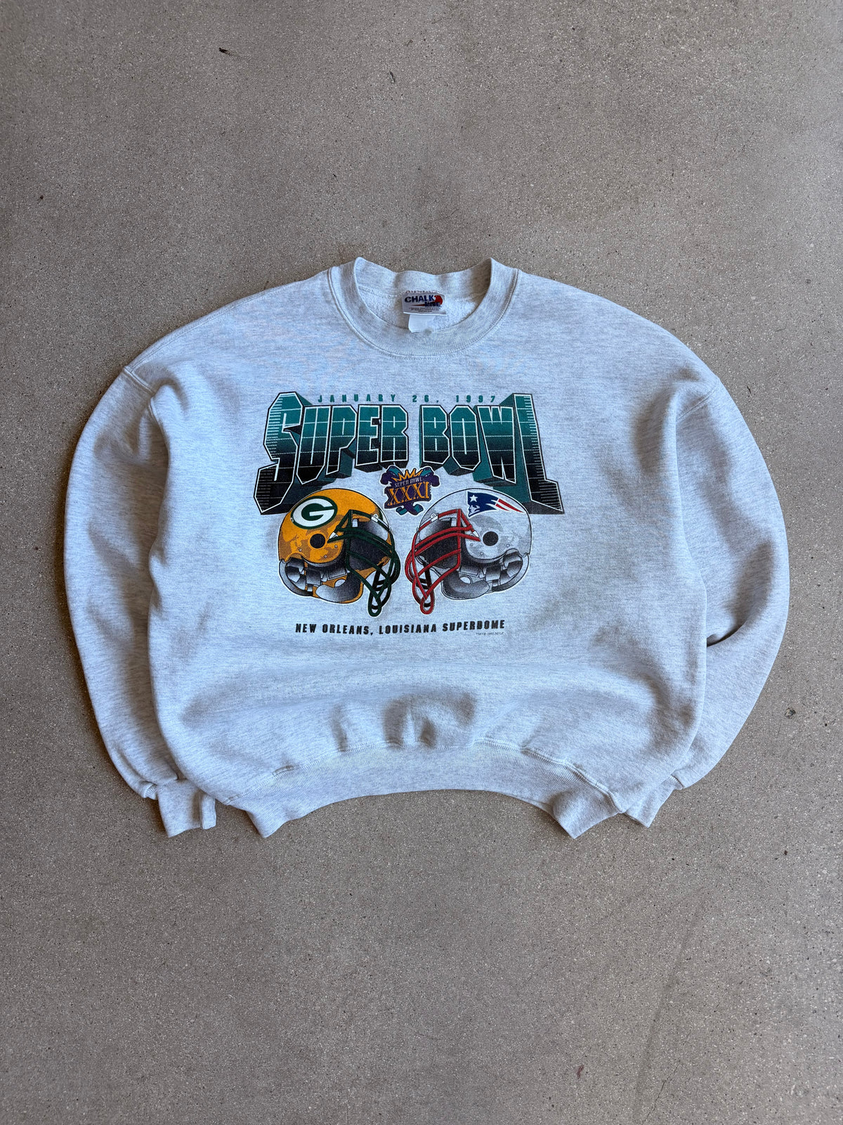 Vintage Packers vs Patriots Helmet Crewneck - L