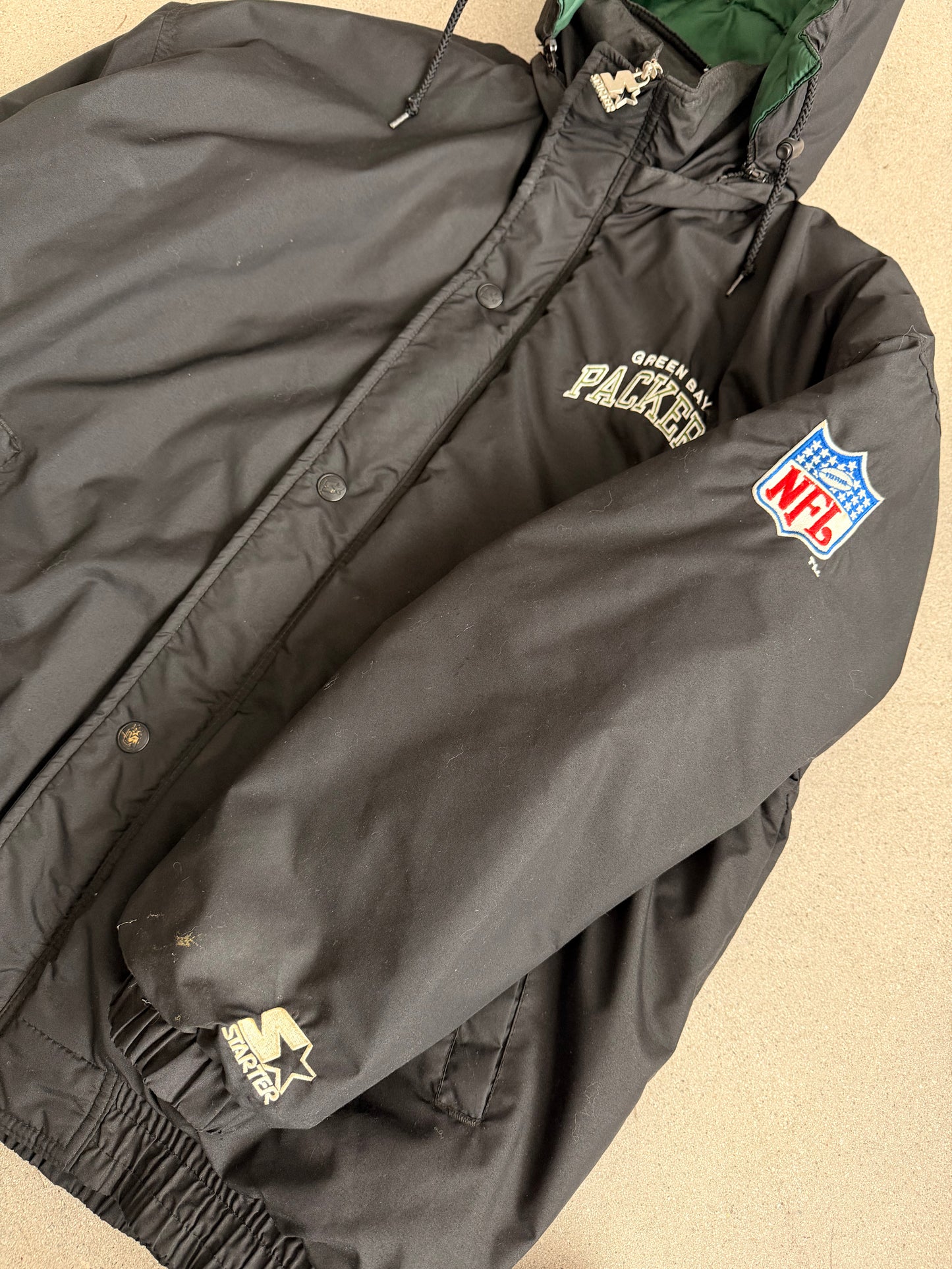 Vintage Packers Black Starter Puffer Jacket - L