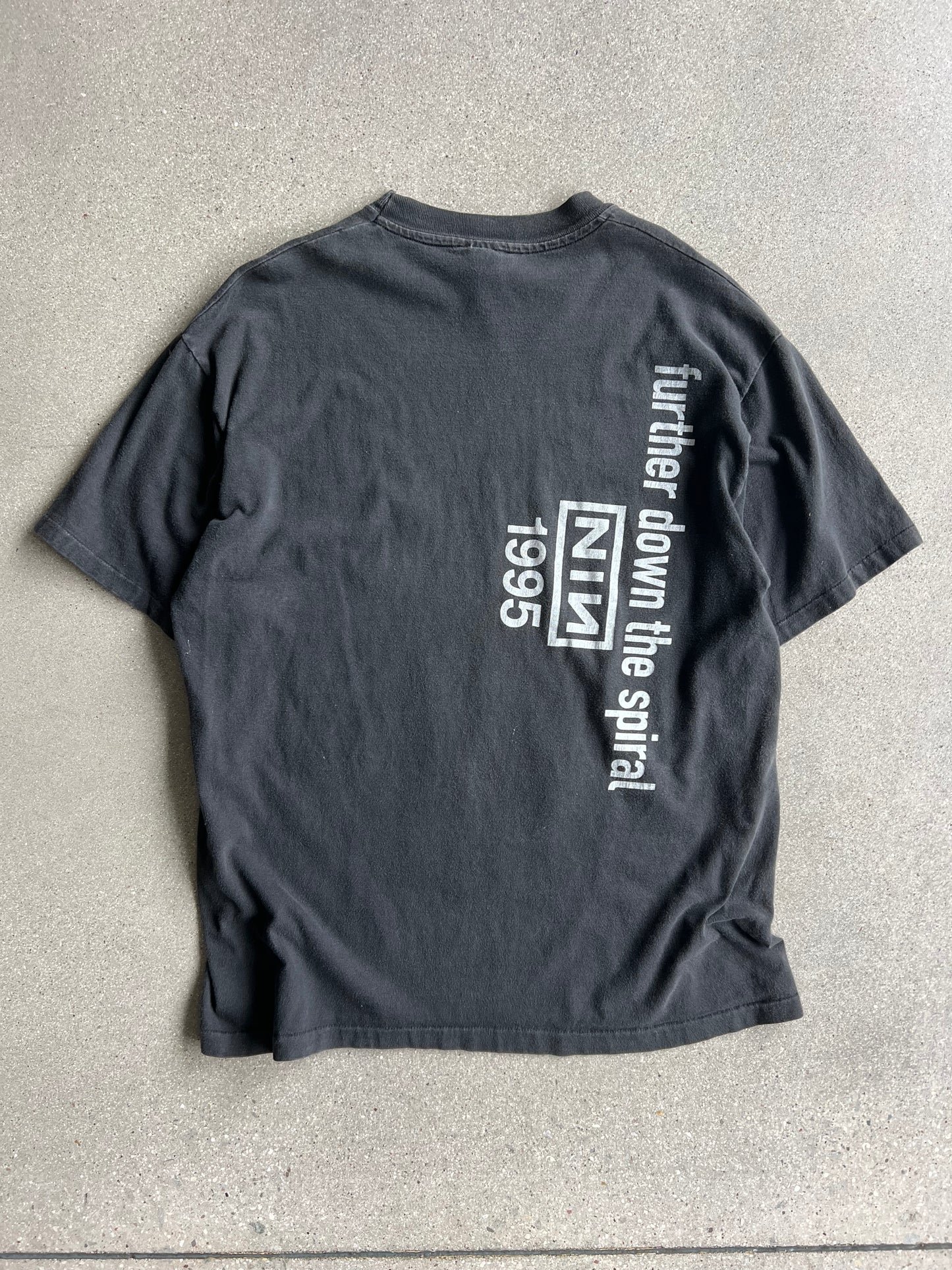 Vintage Nine Inch Nails Downward Spiral 1995 - L